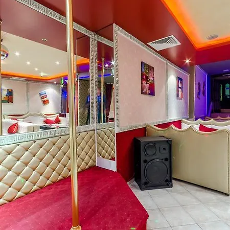 Cosmos Hotel